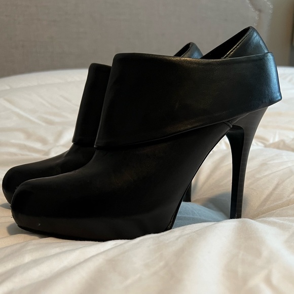 Black Fergie Stiletto bootie